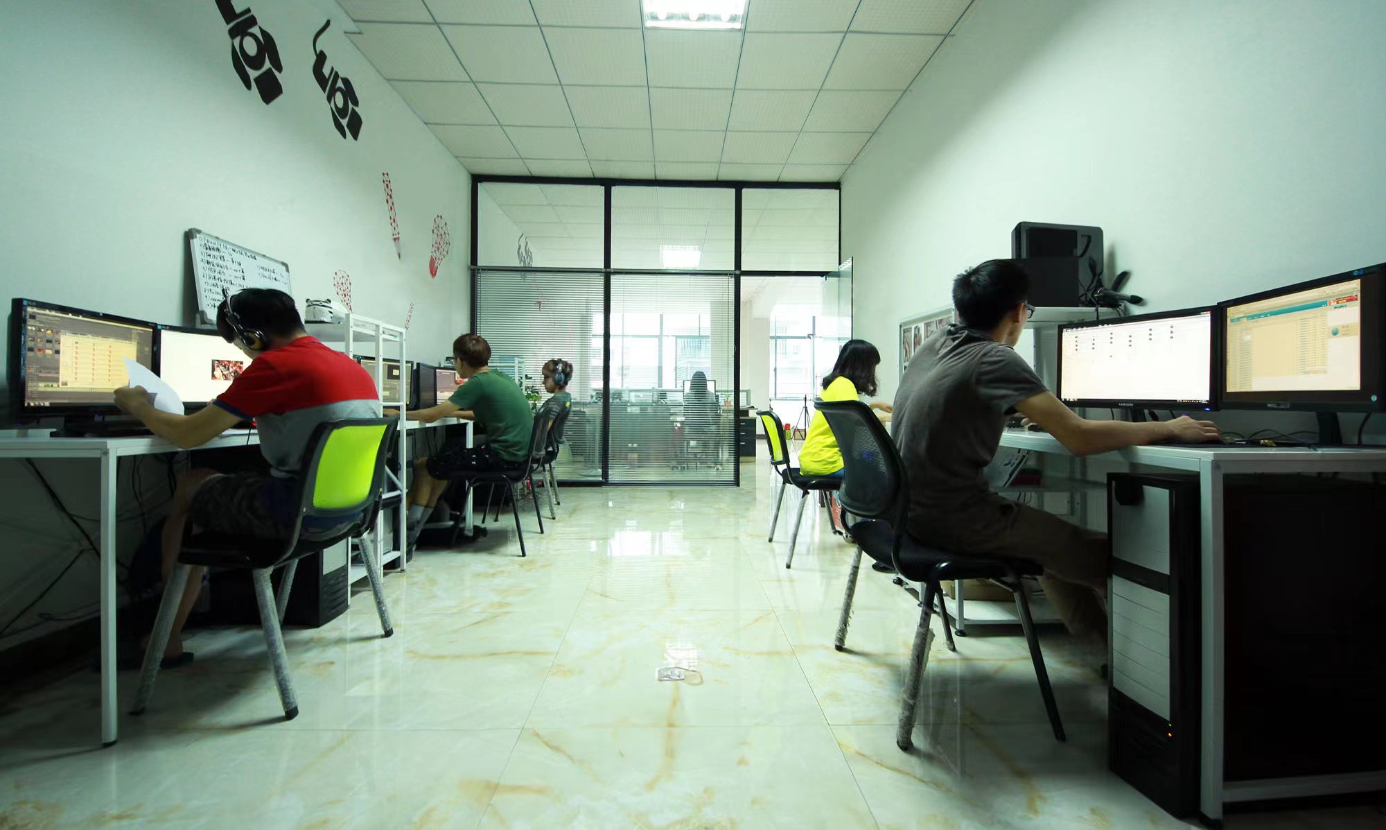 制作部丨Production Center